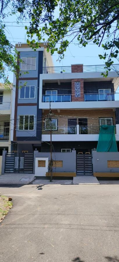 Aashiyana Home Stay Бопал Екстериор снимка